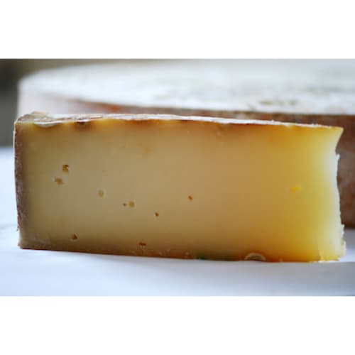 Cheese• Fontina Quarters Catelli