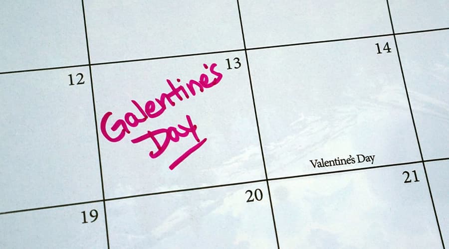 Image for Your Guide To Galentine's Day Cocktails