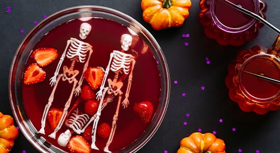 Image for Halloween & Cocktails Drinks Guide