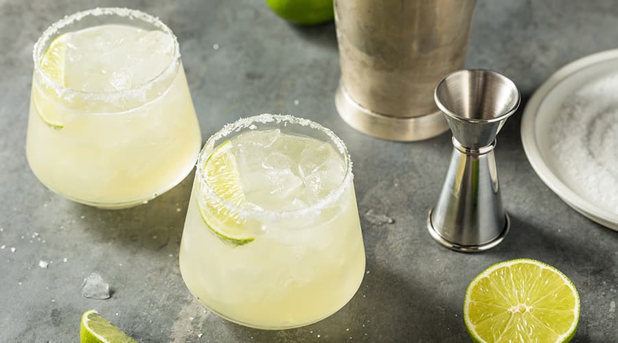 Image for Tequila vs Mezcal vs Sotol: Key Differences Between Mexico’s Signature Spirits